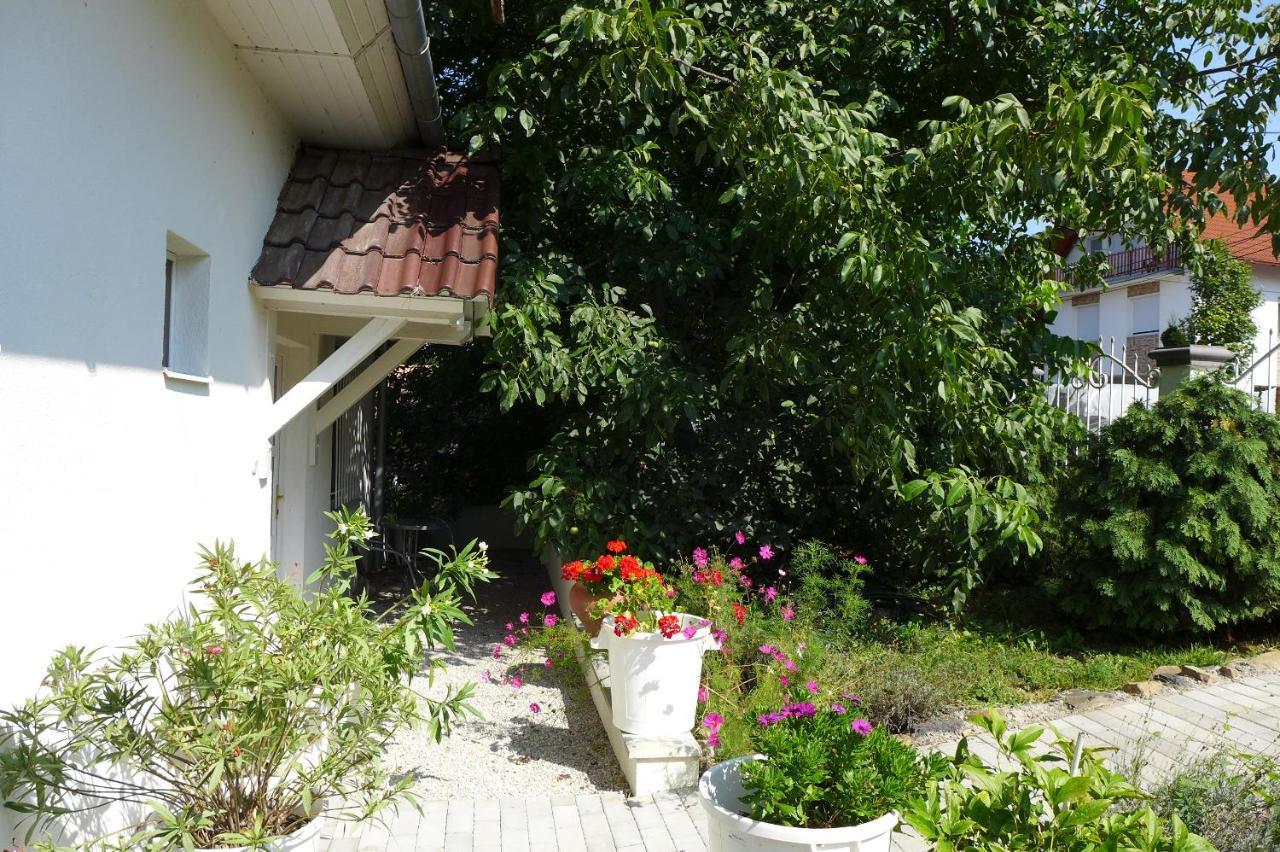 Villa Astoria Балатондьёрёк Экстерьер фото